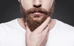 Cấy râu có đau không? Cách cấy râu như thế nào hiệu quả?